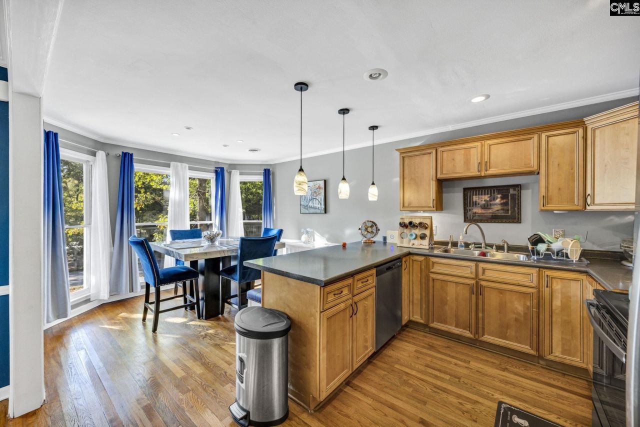 100 Mallard Lakes Court  Photo 10