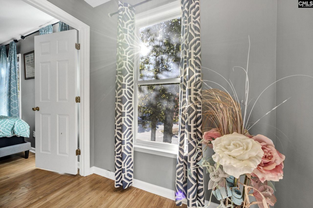 100 Mallard Lakes Court  Photo 32