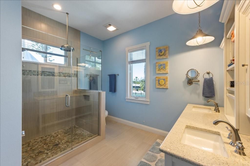 506 65th Street, Holmes Beach, FL 34217 Photo