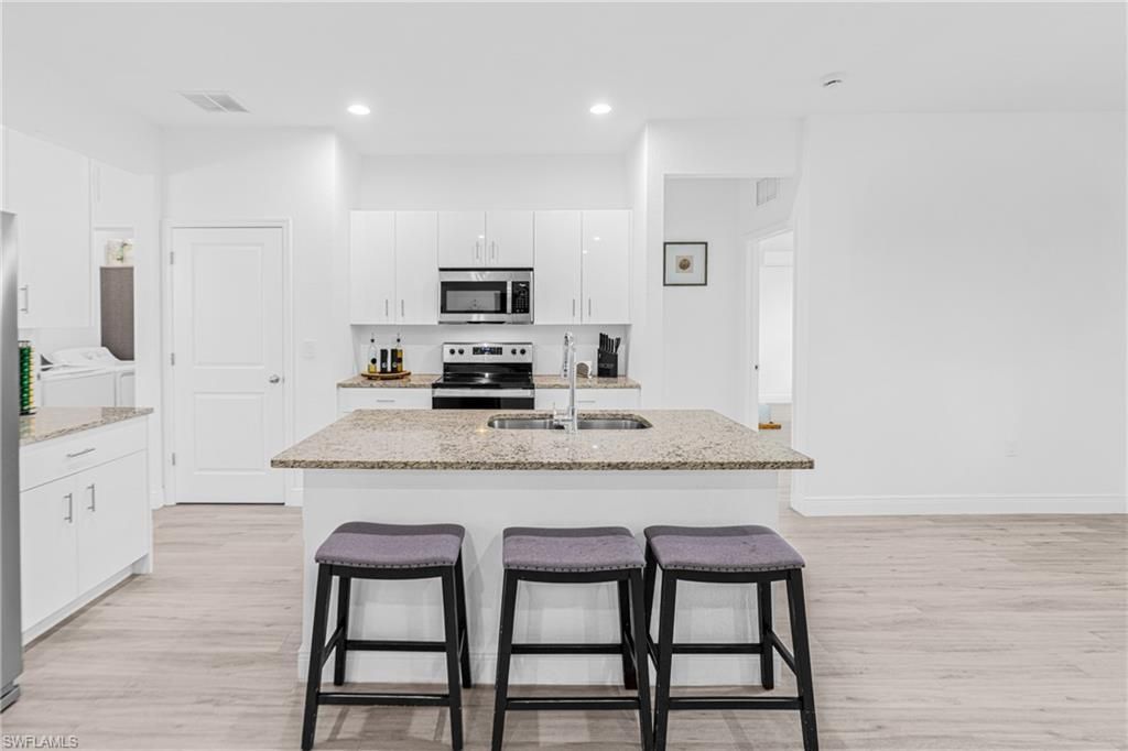 1158 E Benbow Cir, Labelle, FL 33935 Photo