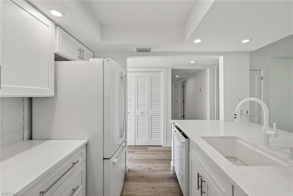 1610 Middle Gulf Dr, Unit F2, Sanibel, FL 33957 Photo