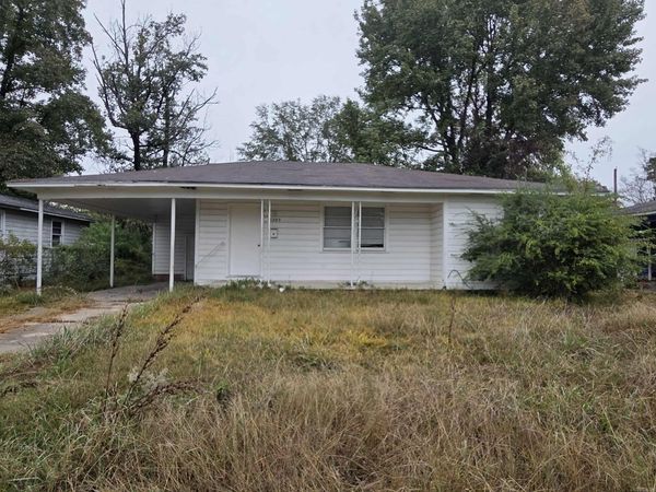 3205 Tulip Street, Pine Bluff, AR 71603