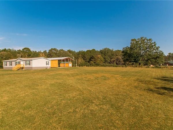 24 TOM WARNER Road, Tylertown, MS 39667