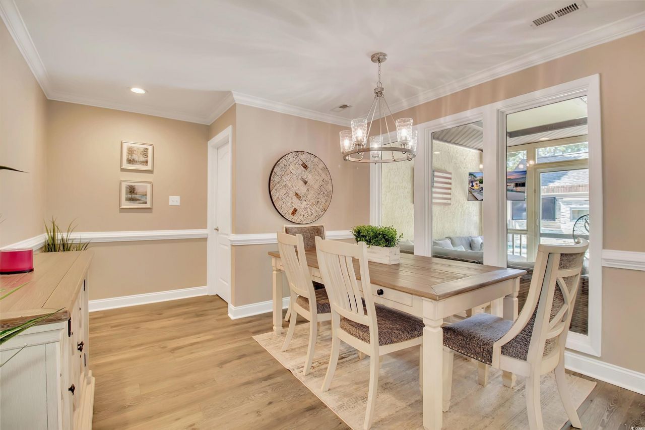 10 Martinique Dr. Photo 12