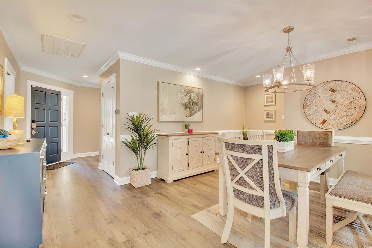 10 Martinique Dr. Photo 14