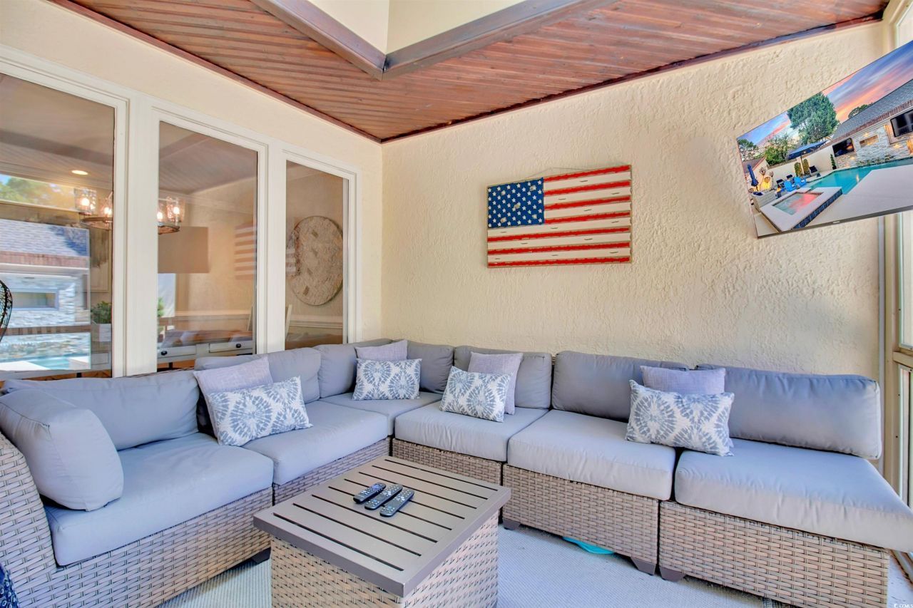 10 Martinique Dr. Photo 25