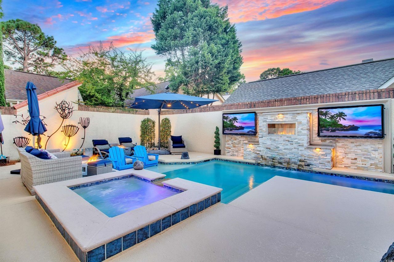 10 Martinique Dr. Photo 26