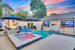 10 Martinique Dr. photo 4