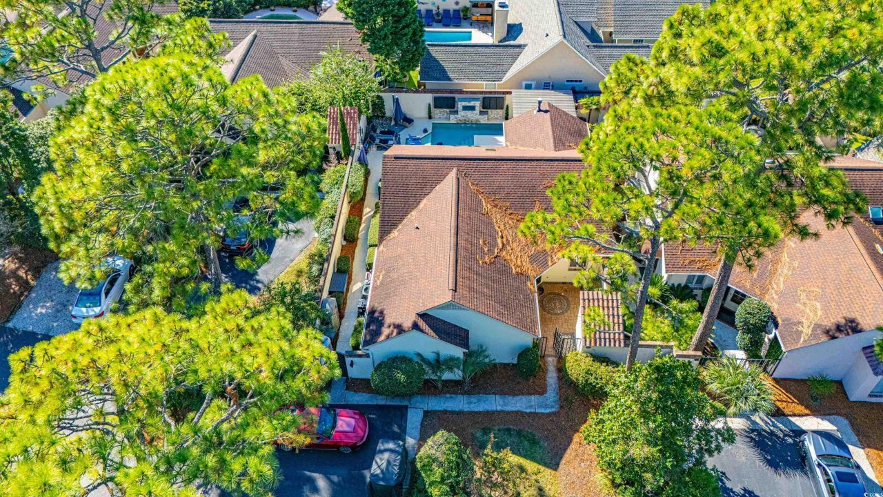 10 Martinique Dr. Photo 38