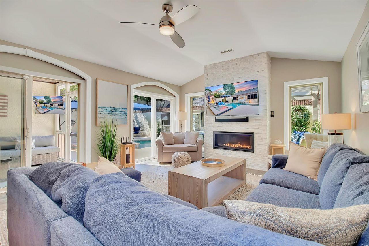 10 Martinique Dr. Photo 7