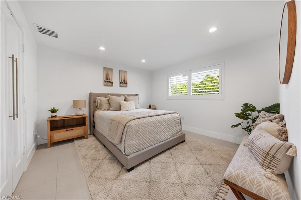 516 Neapolitan Ln, Naples, FL 34103 Photo