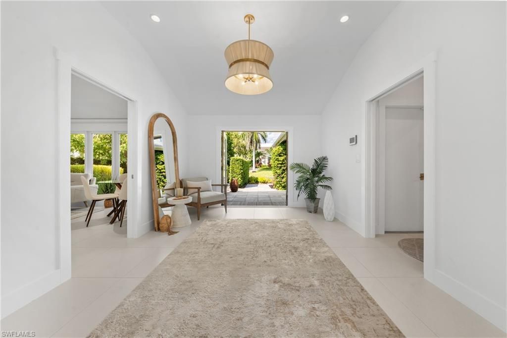 516 Neapolitan Ln, Naples, FL 34103 Photo