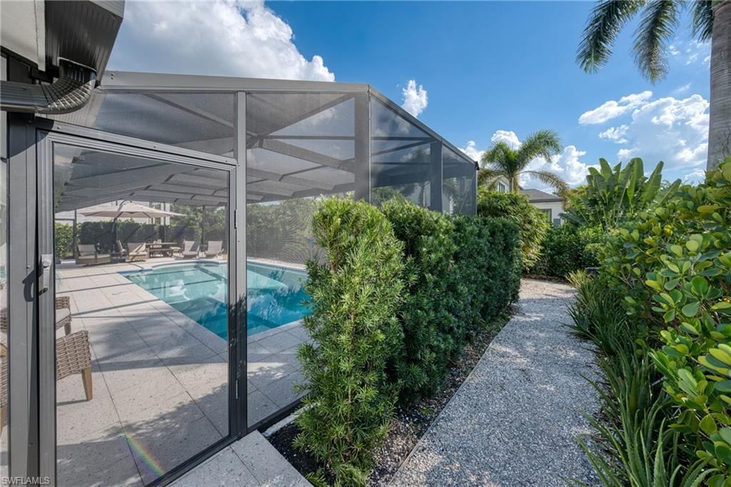 516 Neapolitan Ln, Naples, FL 34103 Photo