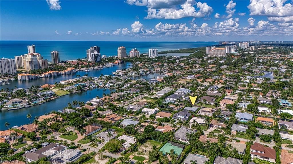 516 Neapolitan Ln, Naples, FL 34103 Photo