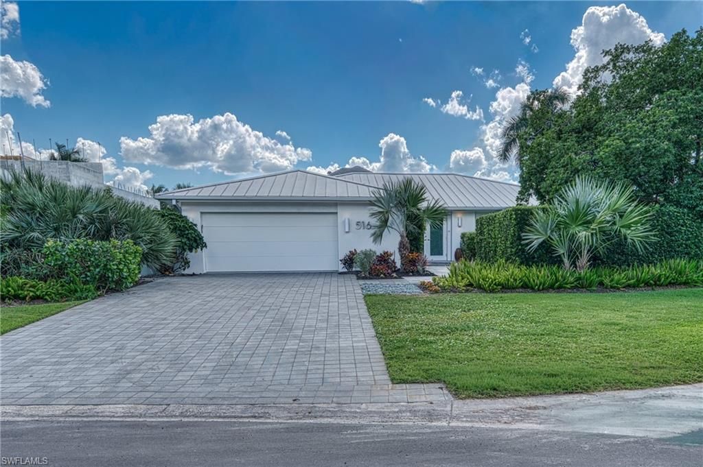 516 Neapolitan Ln, Naples, FL 34103 Photo