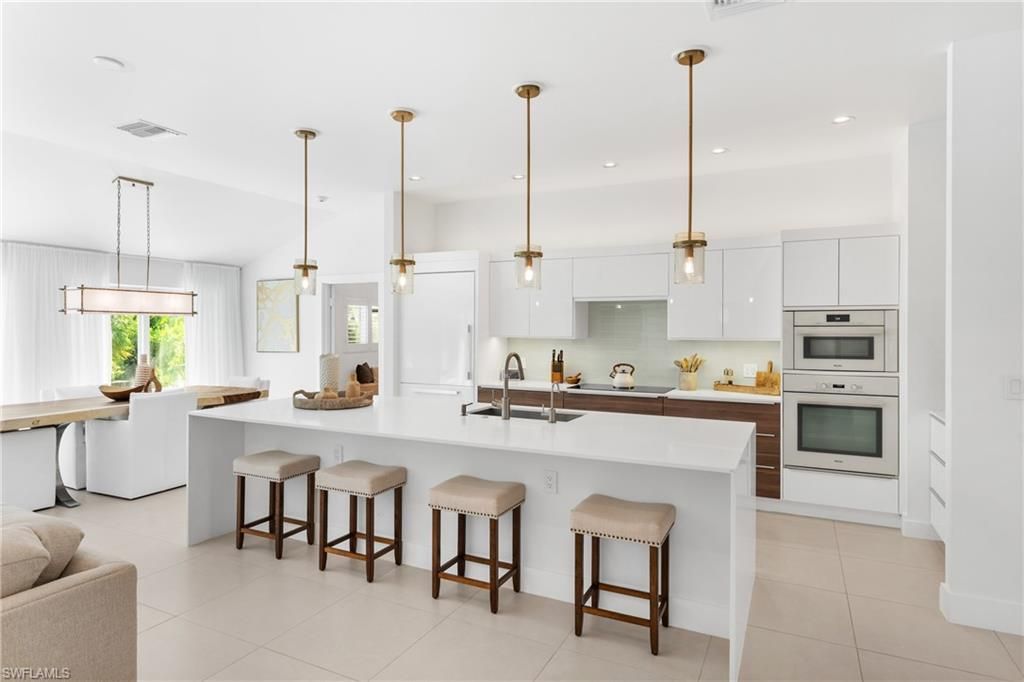 516 Neapolitan Ln, Naples, FL 34103 Photo