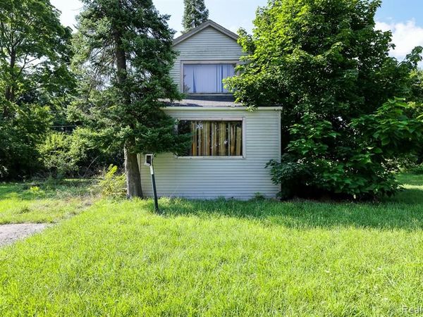 1521 W Dartmouth Street, Flint, MI 48504