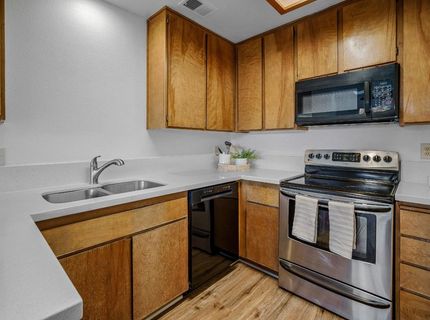 1519 Hood Road #f, Unit F, Sacramento, CA 95825 Photo