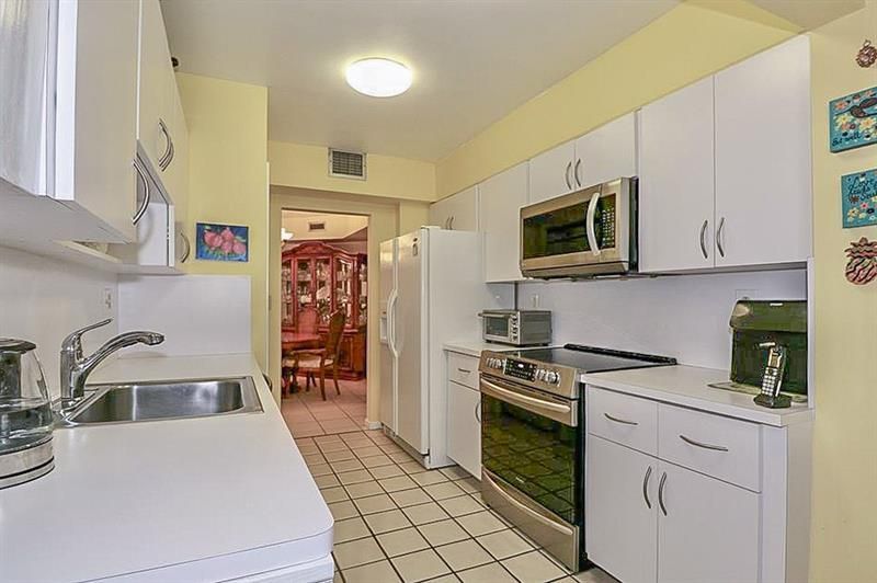 7200 Radice Court, Unit 502, Lauderhill, FL 33319 Photo