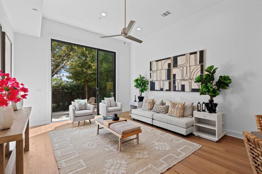 2505 Bluebonnet Ave, Unit 16, Austin, TX 78704 Main Photo