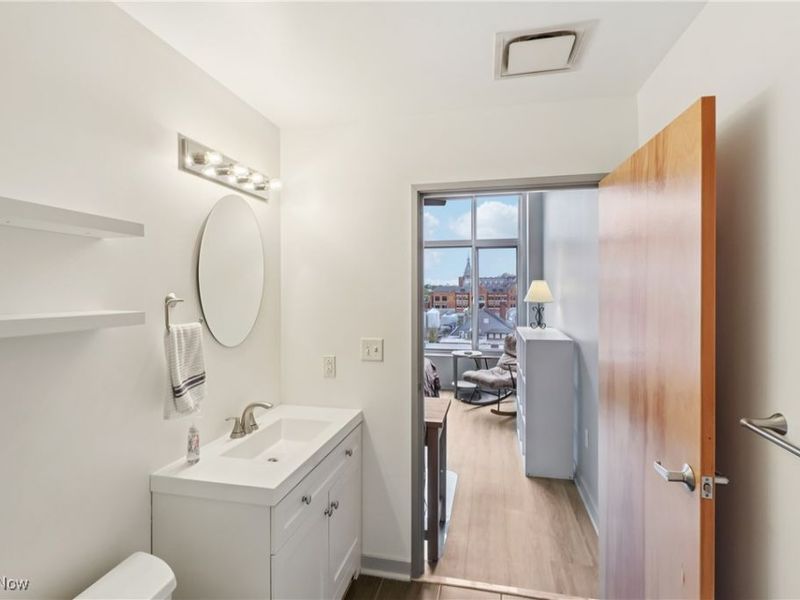 1951 W 26th Street, Unit 510, Cleveland, OH 44113 Photo 17