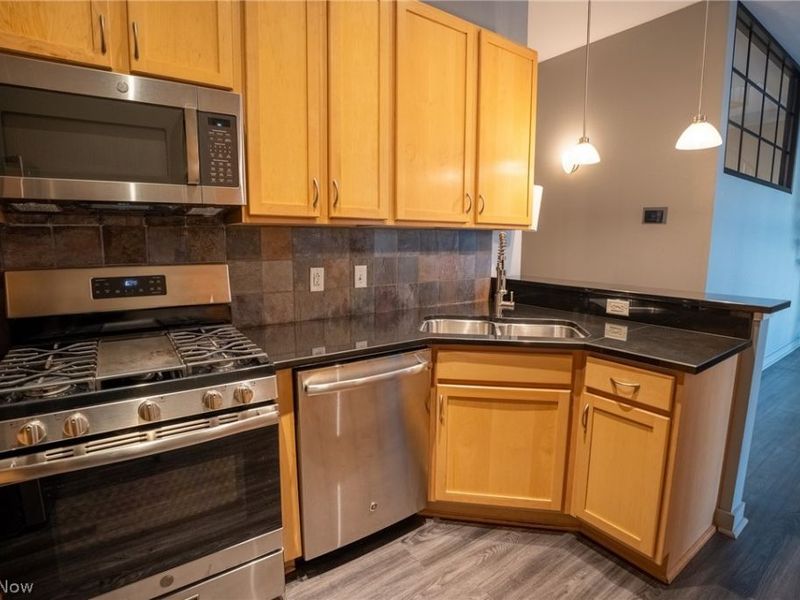 1951 W 26th Street, Unit 510, Cleveland, OH 44113 Photo 28
