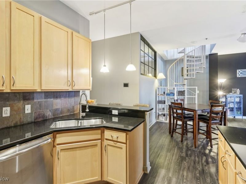 1951 W 26th Street, Unit 510, Cleveland, OH 44113 Photo 4