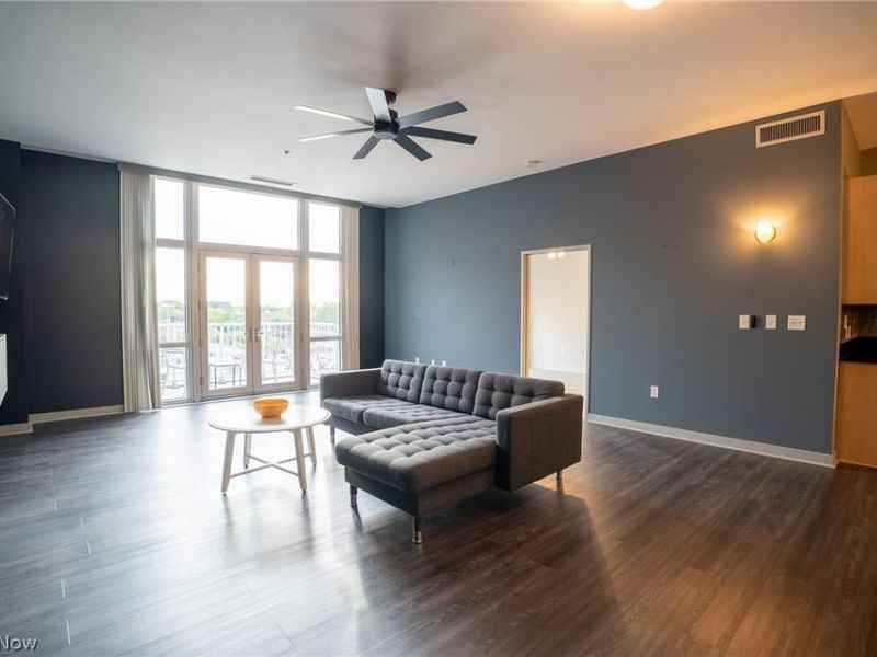 1951 W 26th Street, Unit 510, Cleveland, OH 44113 Photo 8