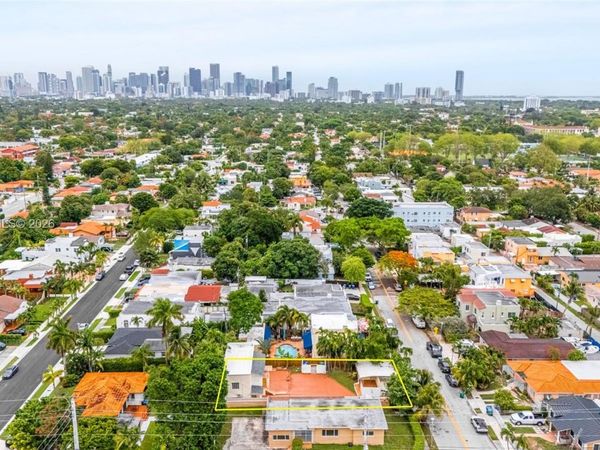 2385 SW 17th St, Miami, FL 33145