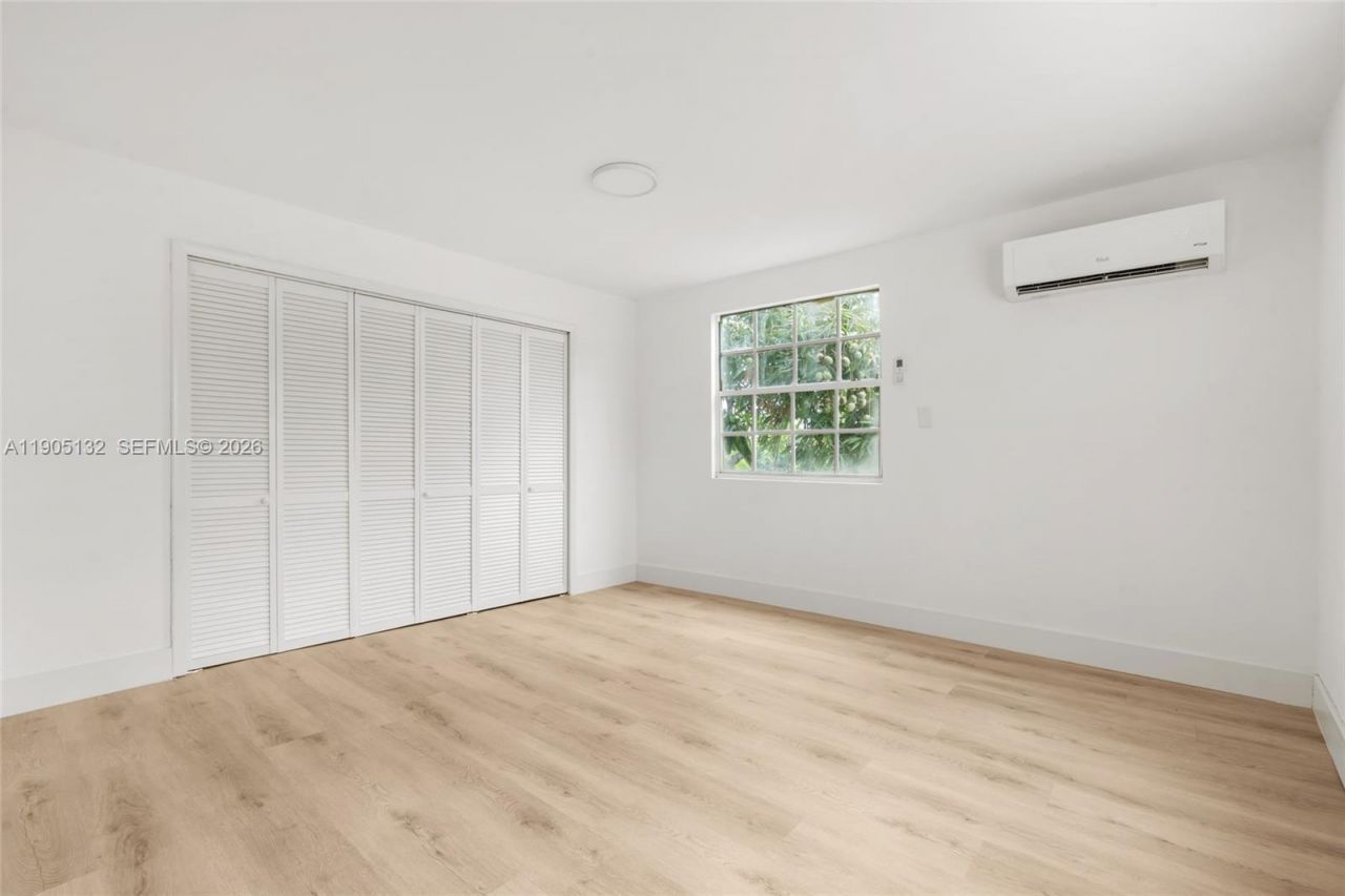 2385 SW 17th St, Miami, FL 33145 Photo