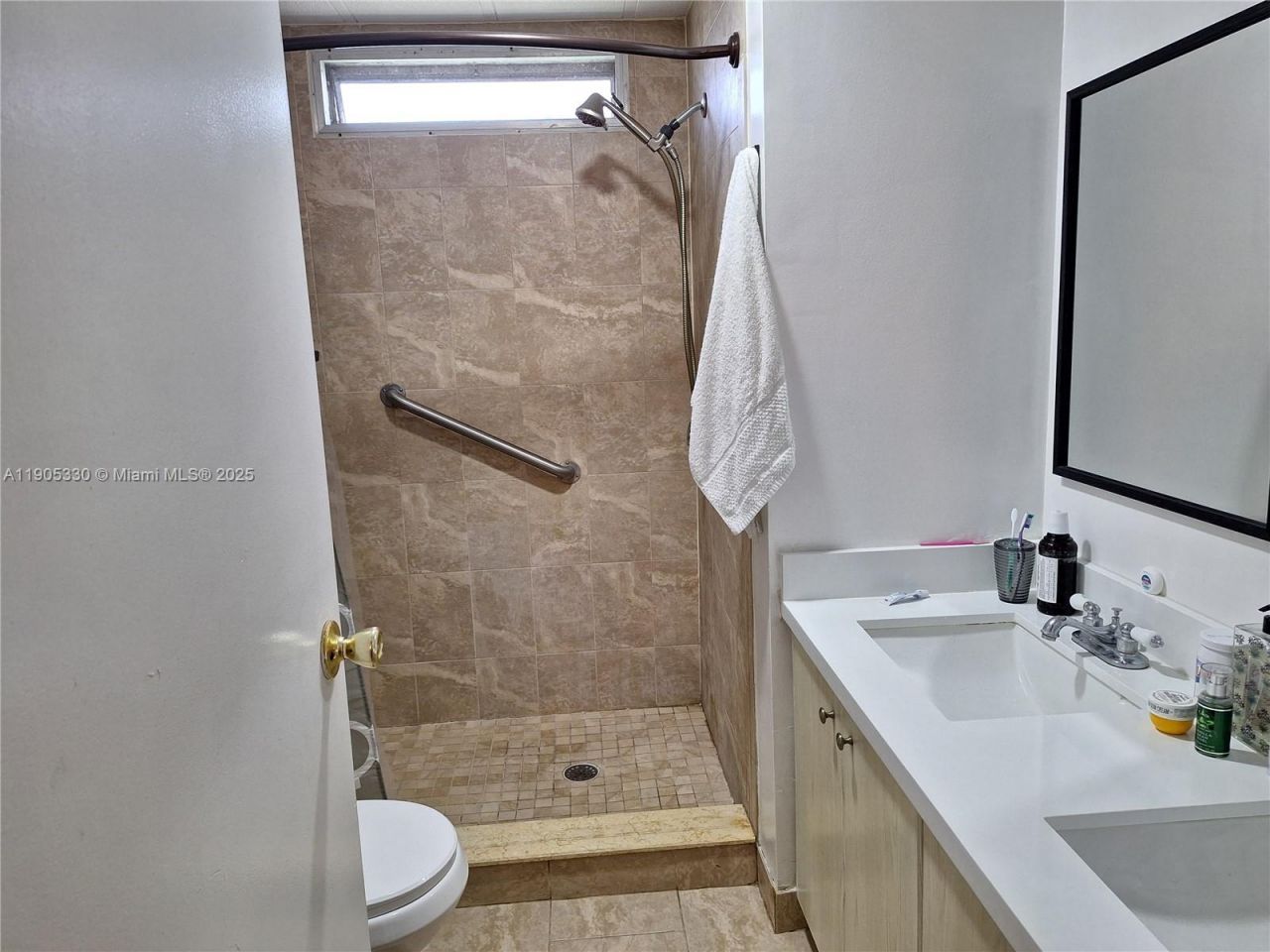 21760 NW 3rd St, Pembroke Pines, FL 33029 Photo