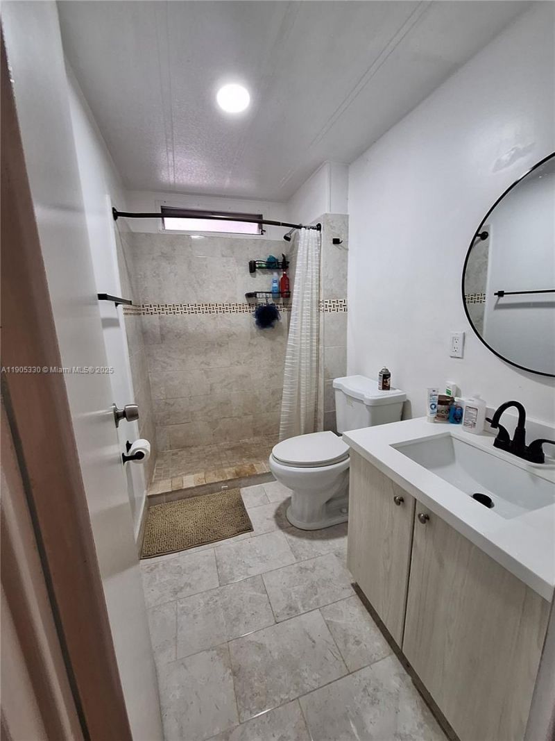 21760 NW 3rd St, Pembroke Pines, FL 33029 Photo