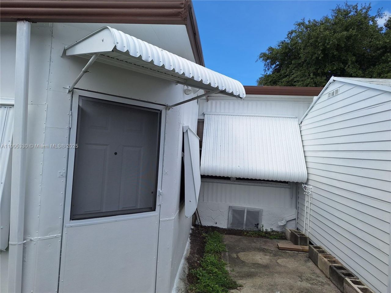 21760 NW 3rd St, Pembroke Pines, FL 33029 Photo