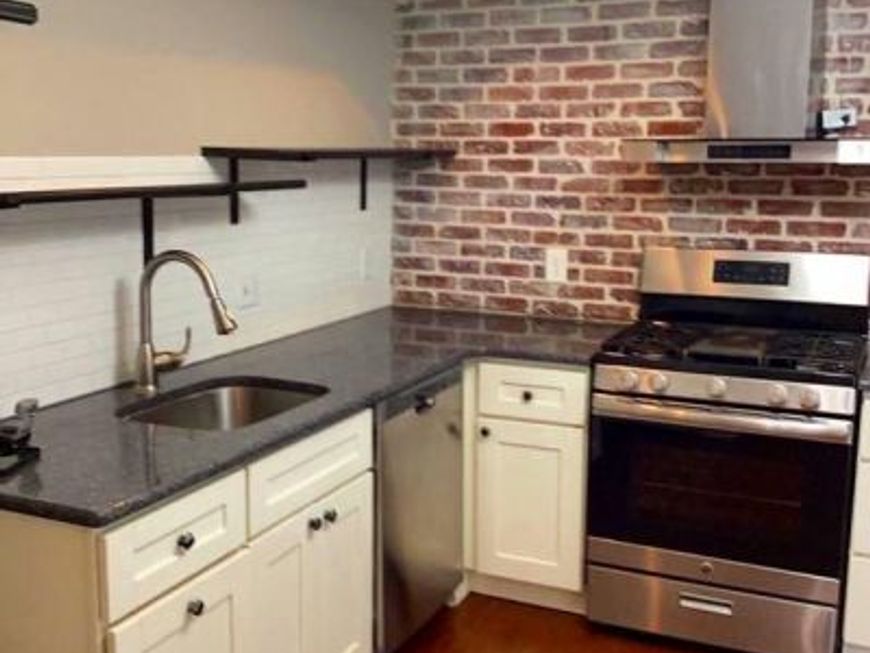 1618 W Diamond Street, Philadelphia, PA 19121 Main Photo