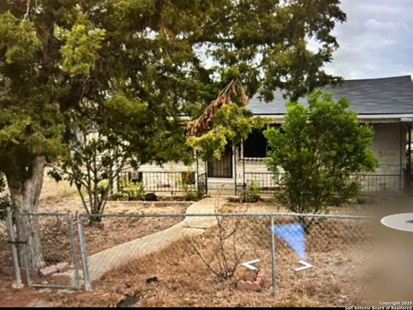 916 SW 39th, San Antonio, TX 78237