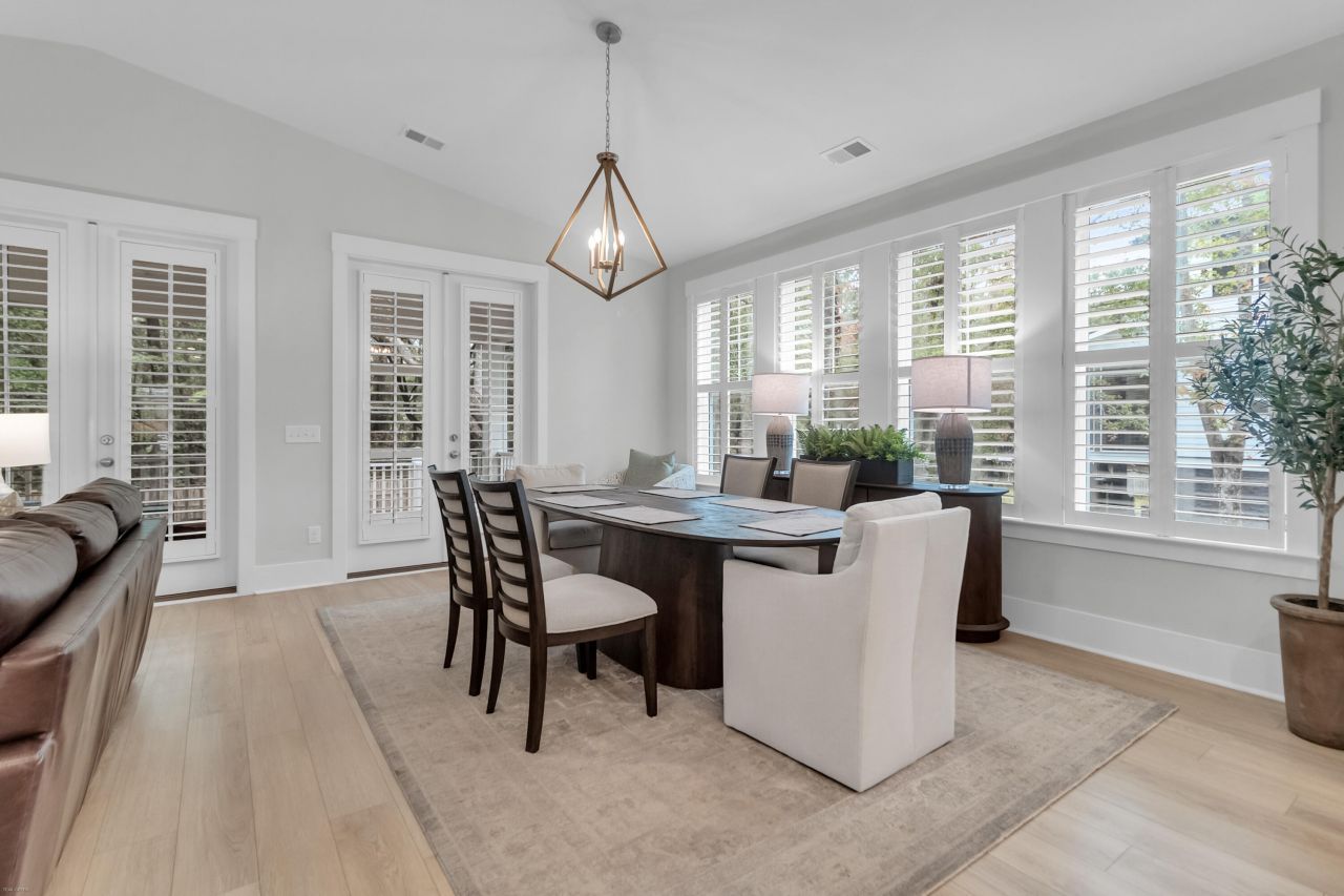 2028 Egret Lane Photo 17