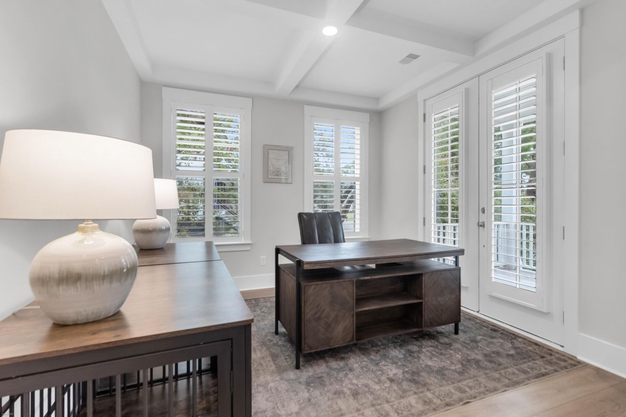 2028 Egret Lane Photo 7