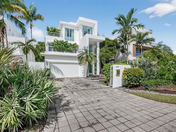 2401 N Atlantic Blvd, Fort Lauderdale, FL 33305