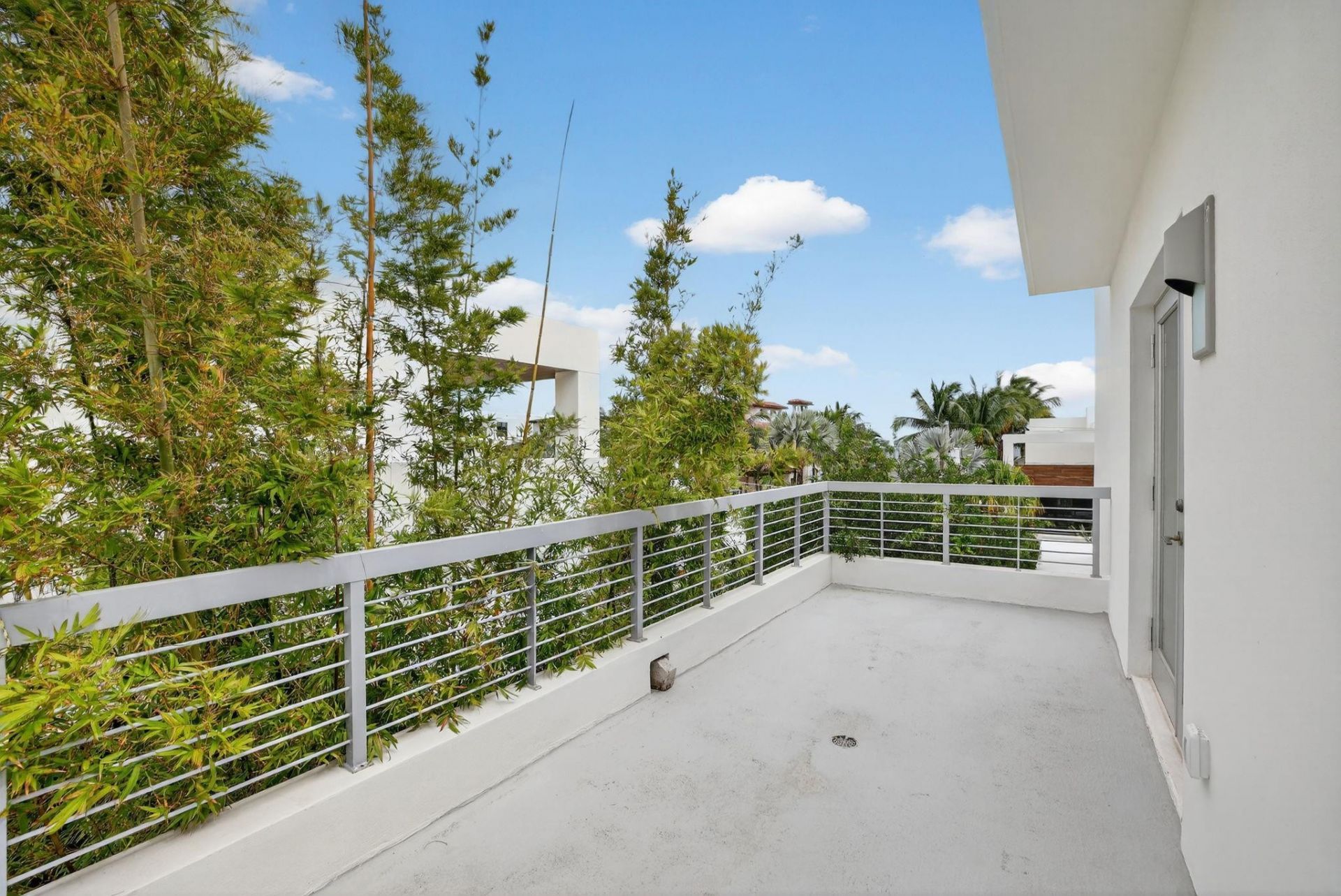 2401 N Atlantic Boulevard, Fort Lauderdale, FL 33305 Photo