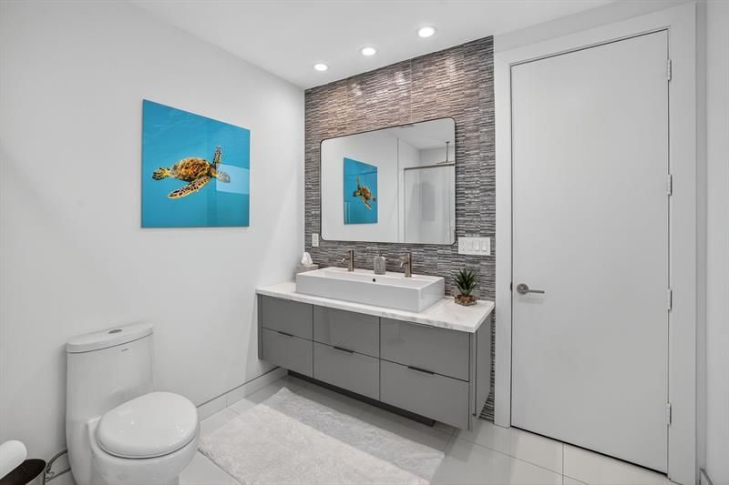 2401 N Atlantic Blvd, Fort Lauderdale, FL 33305 Photo