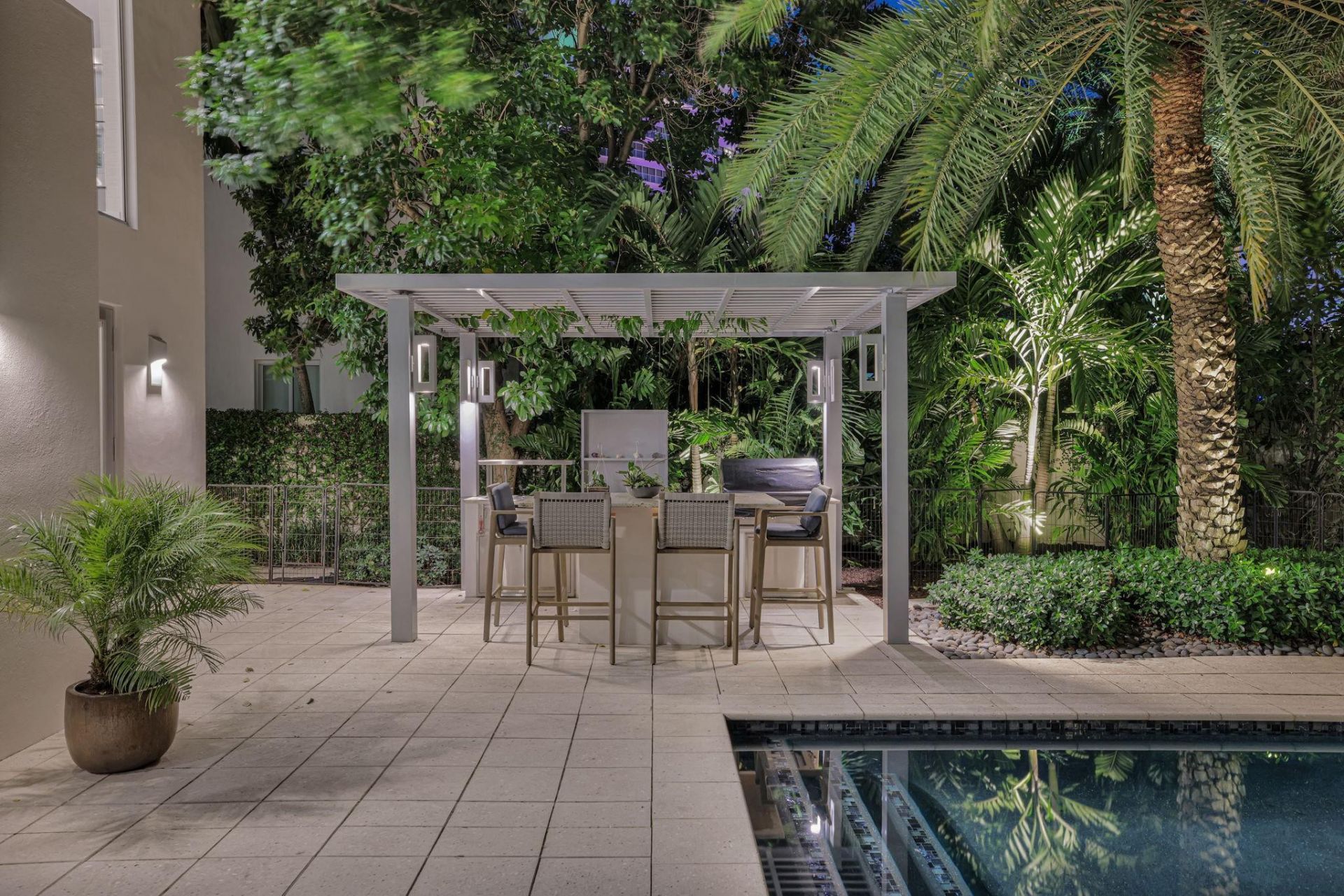 2401 N Atlantic Boulevard, Fort Lauderdale, FL 33305 Photo