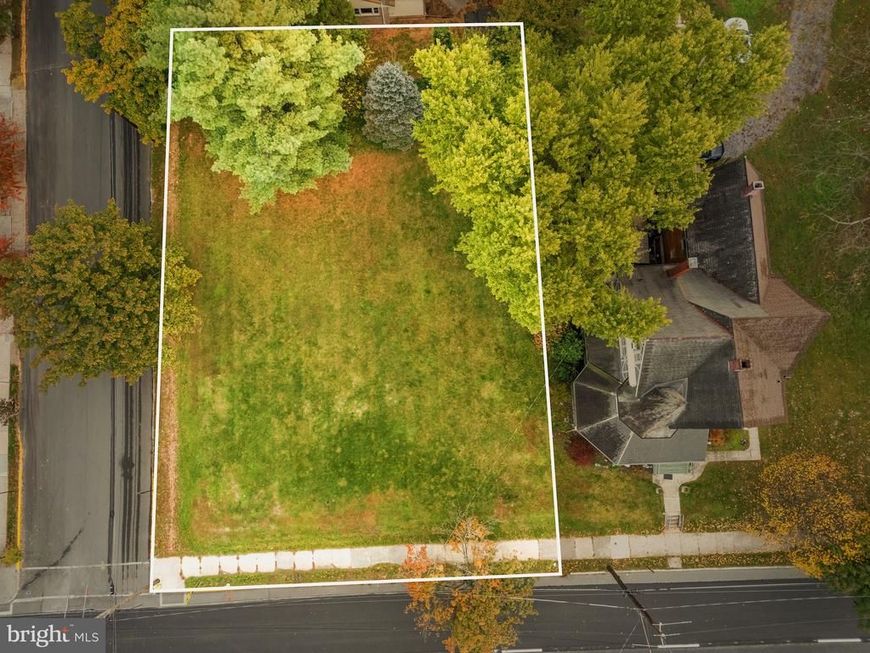 S Hanover Street, Carlisle, PA 17013 Main Photo