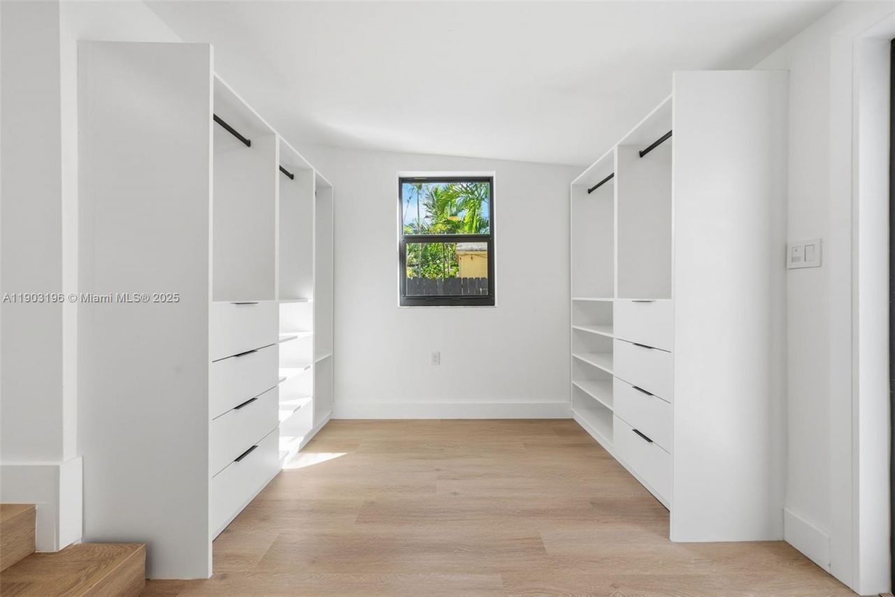 2544 SW 19th St, Miami, FL 33145 Photo