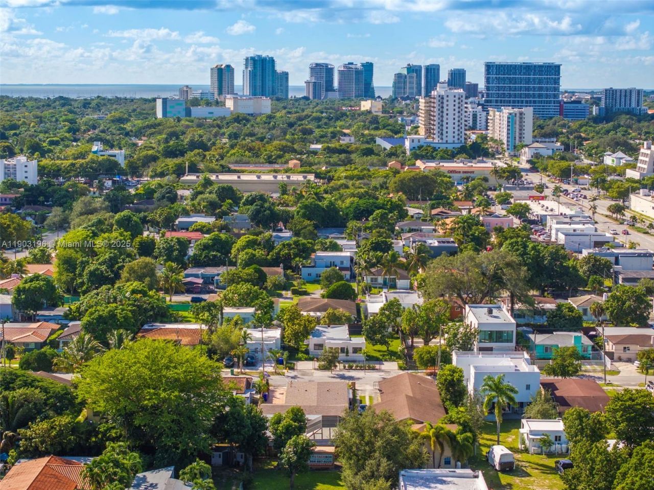 2544 SW 19th St, Miami, FL 33145 Photo