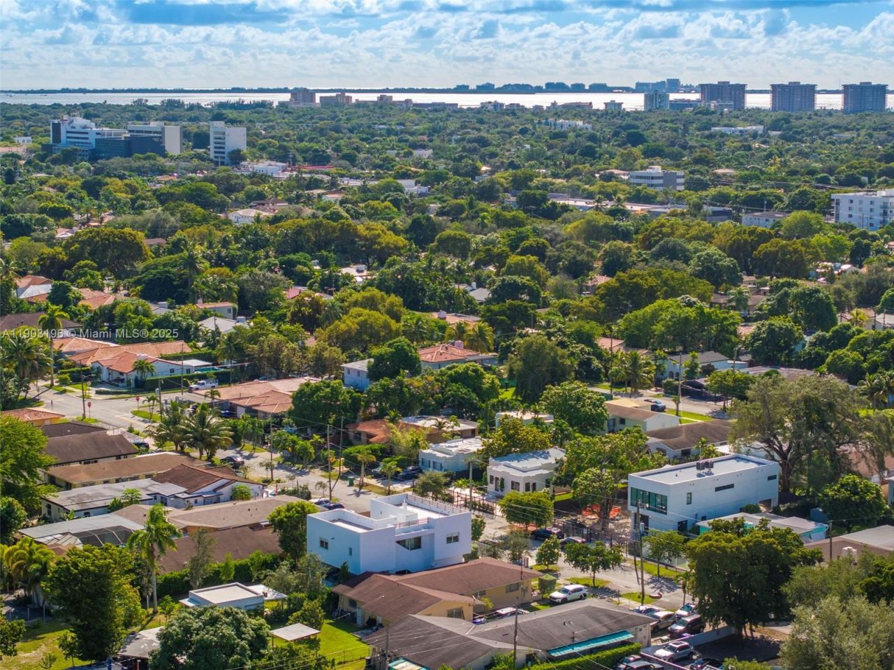 2544 SW 19th St, Miami, FL 33145 Photo