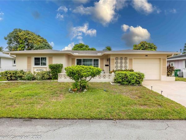 4808 NW 49th Rd, Tamarac, FL 33319