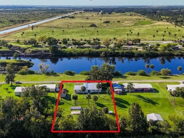 1159 Lock Lane, Moore Haven, FL 33471