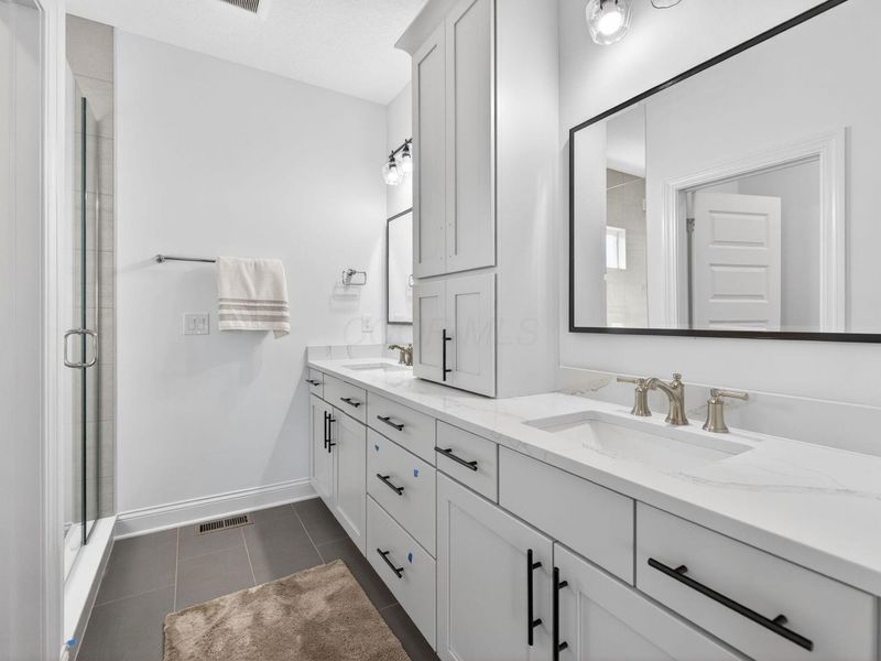 5123 W Maple Drive, Lewis Center, OH 43035 Photo 38