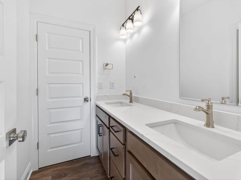 5123 W Maple Drive, Lewis Center, OH 43035 Photo 48