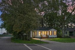 2601 S Allen Drive photo 4